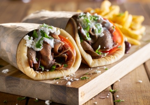 Come preparare il gyros, il kebab greco