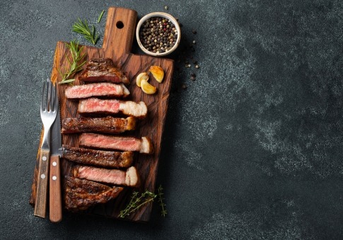 Striploin: tutto sul taglio di carne e le migliori ricette